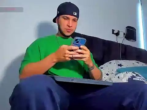 Snapshot of jacob_lautnerr chatting on 7, 6, 2026 jacob lautnerr online show from 7, 6, 2026