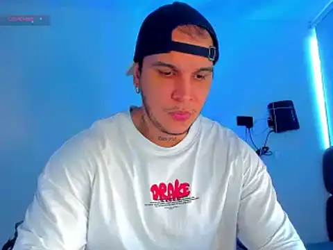Snapshot of jacob_lautnerr chatting on 16, 7, 2026 jacob lautnerr online show from 16, 7, 2026