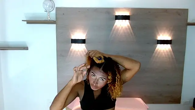 AshleySofiaThenison online show from 18, 7, 2026