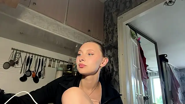 AlidaReff online show from 5, 6, 2026