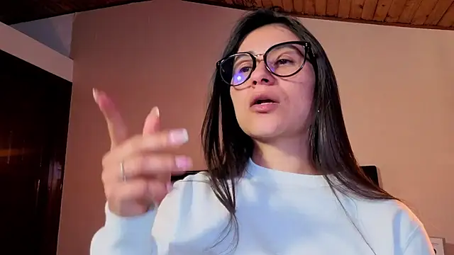 jackiie  online show from 3, 6, 2026