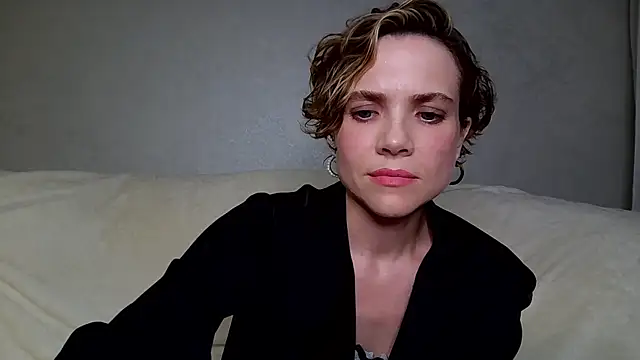 NatalieMoses online show from 6, 7, 2026