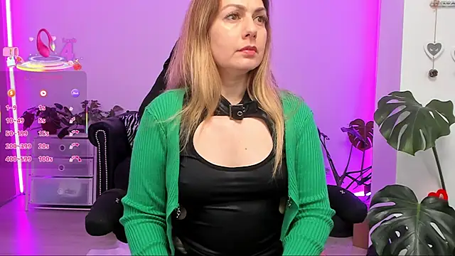 LindaWhite  online show from 21, 3, 2025