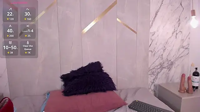 ChloeBelle  online show from 9, 6, 2026