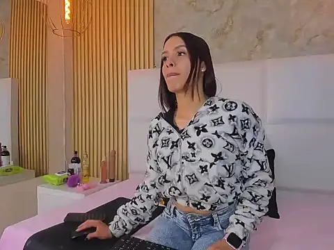 GraceAlexa22 online show from 29, 6, 2026