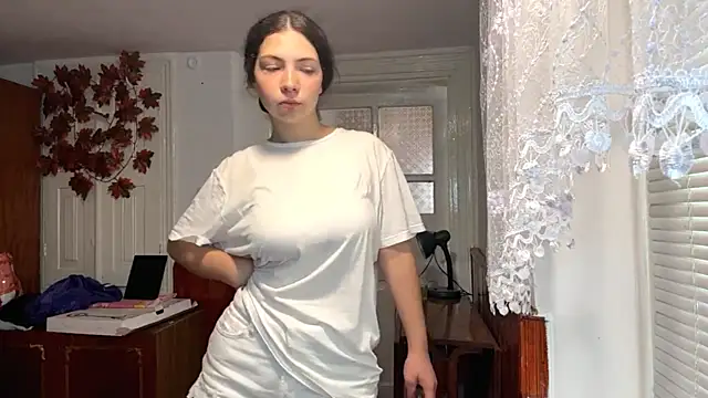 MargyClingingsmith online show from 18, 7, 2026