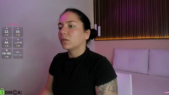 rebecaa grey online show from 4, 7, 2026