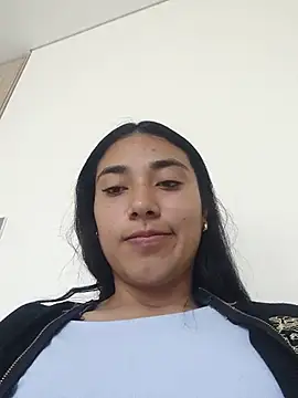 Amber-gold online show from 11, 7, 2026