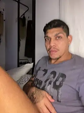 Tatuadomoreno23cm online show from 16, 6, 2026