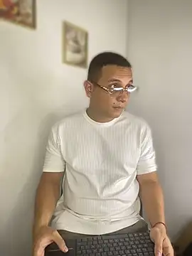 TomasStyl   online show from 1, 6, 2026