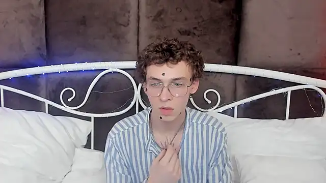 Jacob Davidson online show from 5, 6, 2026