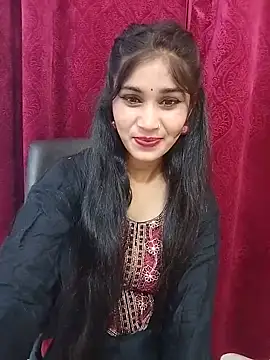 Naughty Kiara  online show from 13, 6, 2026