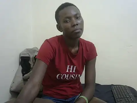 Snapshot of cute_avy0 chatting on 20, 7, 2026 cute avy0 online show from 20, 7, 2026