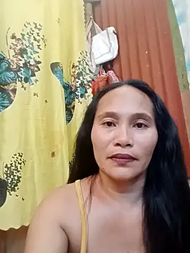 Snapshot of Queenslay chatting on 25, 6, 2026 Queenslay online show from 25, 6, 2026