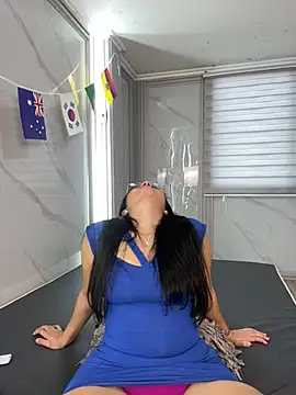 ValentinaLuciana online show from 29, 6, 2026