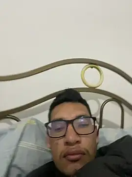 Guillermo26j online show from 4, 6, 2026