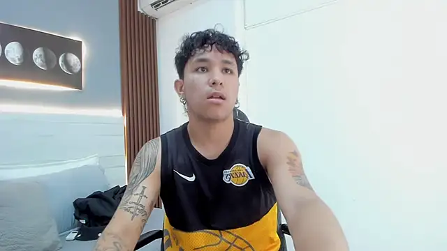Liam  fox online show from 6, 6, 2026
