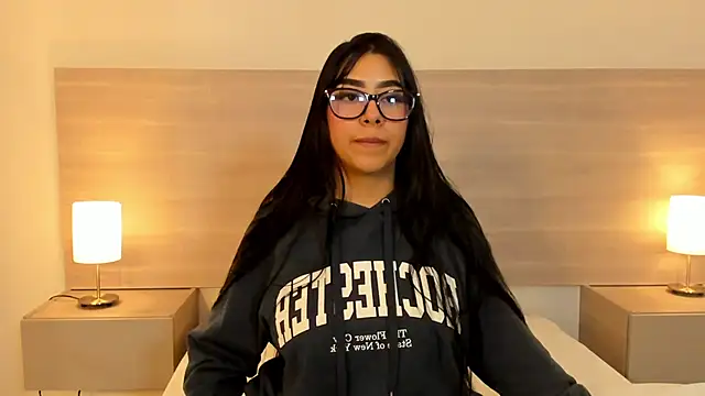 Maya Parker online show from 3, 6, 2026