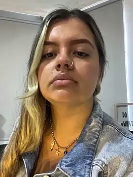 azulskyer online show from 17, 6, 2026