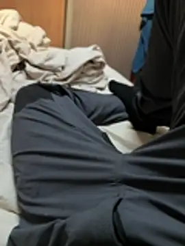 Pierre20cm21ans online show from 5, 6, 2026