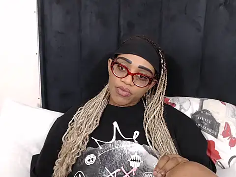 SultryDivax online show from 17, 6, 2026