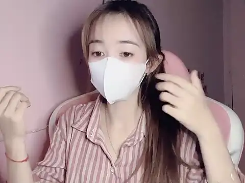 Alee8668 online show from 19, 7, 2026