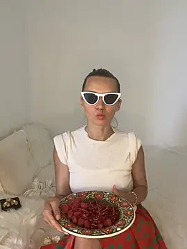 Snapshot of _Modu_Mirr__ chatting on 29, 6, 2026 Modu Mirr online show from 29, 6, 2026