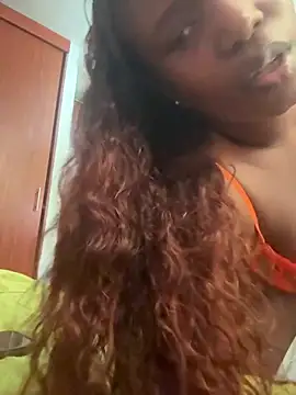 Dulceyesi online show from 16, 6, 2026