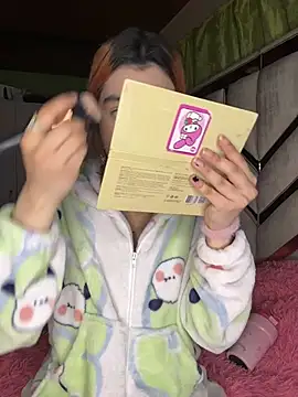 Nana-Komatsu online show from 24, 6, 2026
