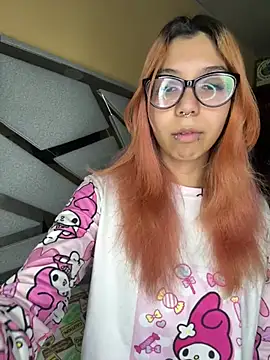 Nana-Komatsu online show from 30, 6, 2026