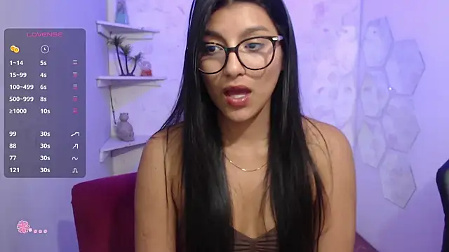 Hailey Adams online show from 22, 6, 2026