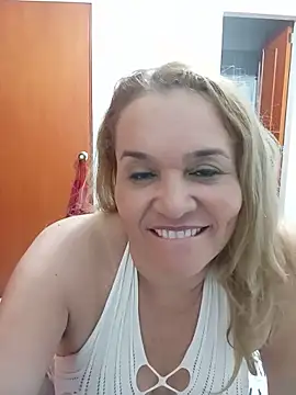 Snapshot of Sara_hilton02 chatting on 18, 6, 2026 Sara hilton02 online show from 18, 6, 2026