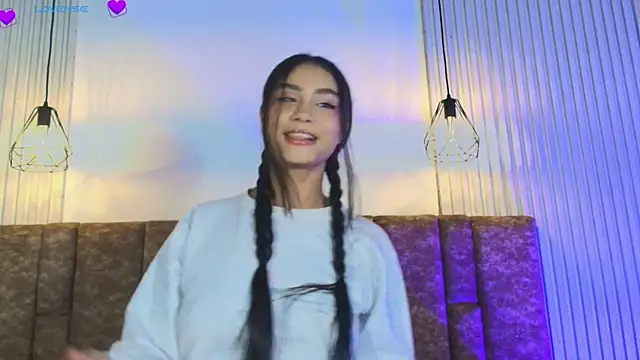 Snapshot of KENNIA_SWEETIEE chatting on 17, 6, 2026 KENNIA SWEETIEE online show from 17, 6, 2026
