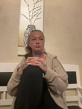 Elleeen online show from 3, 7, 2026