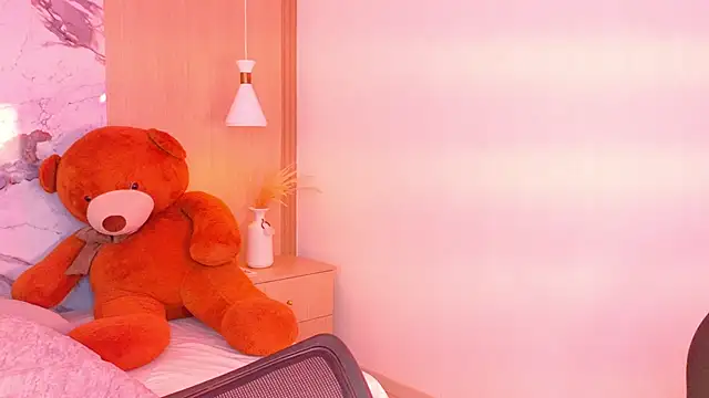 EmiilyLovex online show from 10, 6, 2026