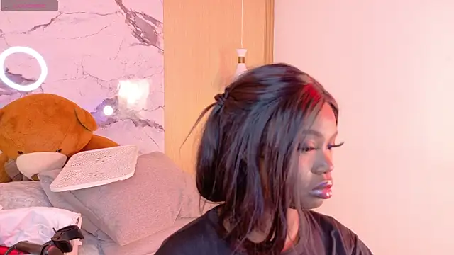 EmiilyLovex online show from 12, 6, 2026