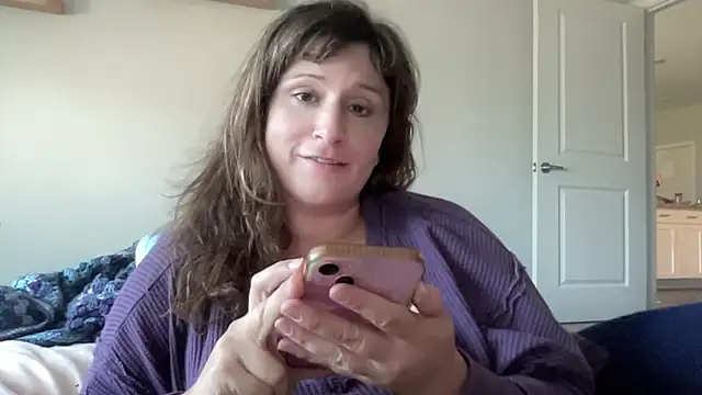 Snapshot of maddiliz chatting on 22, 10, 2025 maddiliz online show from 22, 10, 2025