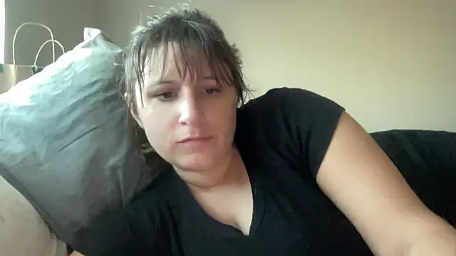 Snapshot of maddiliz chatting on 5, 11, 2025 maddiliz online show from 5, 11, 2025