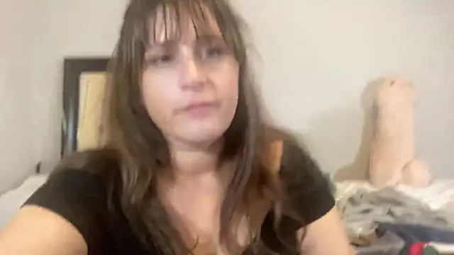 Snapshot of maddiliz chatting on 20, 11, 2025 maddiliz online show from 20, 11, 2025