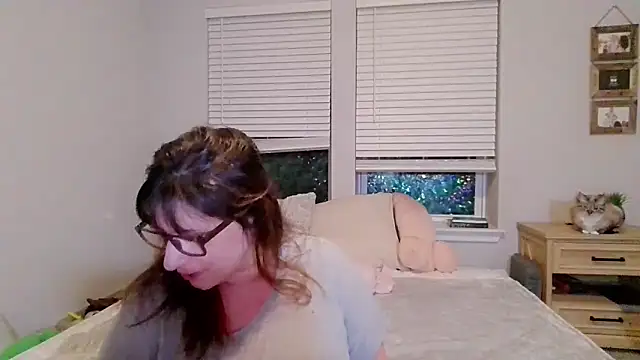 Snapshot of maddiliz chatting on 10, 2, 2026 maddiliz online show from 10, 2, 2026