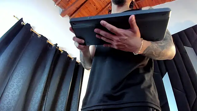 Justin WhiteJS online show from 14, 6, 2026