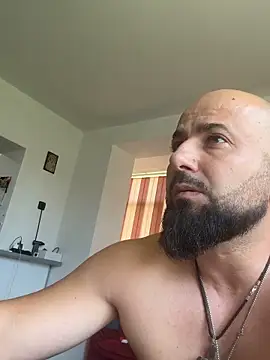 Snapshot of aviaboy chatting on 10, 6, 2026 aviaboy online show from 10, 6, 2026
