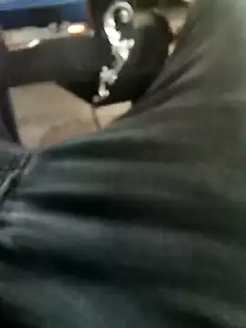 Snapshot of Singlemaleforcouples chatting on 24, 12, 2024 Singlemaleforcouples online show from 24, 12, 2024