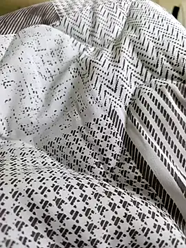 Snapshot of Singlemaleforcouples chatting on 28, 2, 2026 Singlemaleforcouples online show from 28, 2, 2026