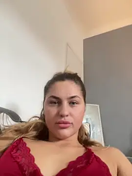 Snapshot of Goldiecherryx chatting on 7, 6, 2026 Goldiecherryx online show from 7, 6, 2026