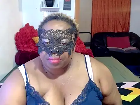 Snapshot of ROSESNICKER00 chatting on 8, 7, 2026 ROSESNICKER00 online show from 8, 7, 2026