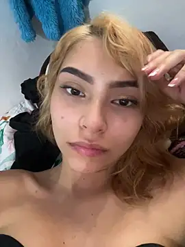 Snapshot of NatalieSterling chatting on 28, 6, 2026 NatalieSterling online show from 28, 6, 2026