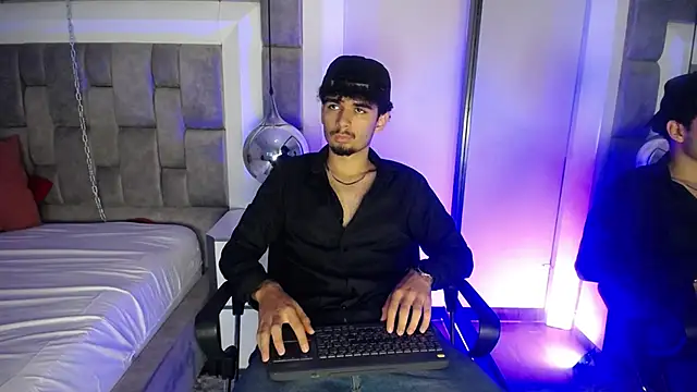 Snapshot of LucasThomson_ chatting on 23, 6, 2026 LucasThomson online show from 23, 6, 2026