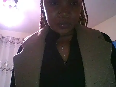 Snapshot of CreamyQueen254 chatting on 8, 7, 2026 CreamyQueen254 online show from 8, 7, 2026