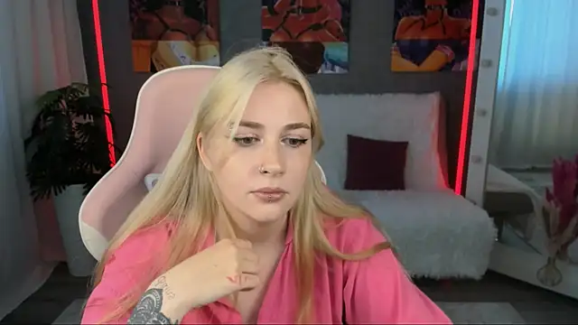 AmaliaWinslet online show from 18, 6, 2026